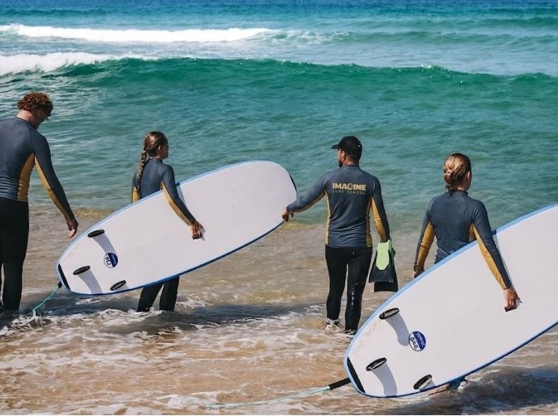 Small group surf lessons comporta